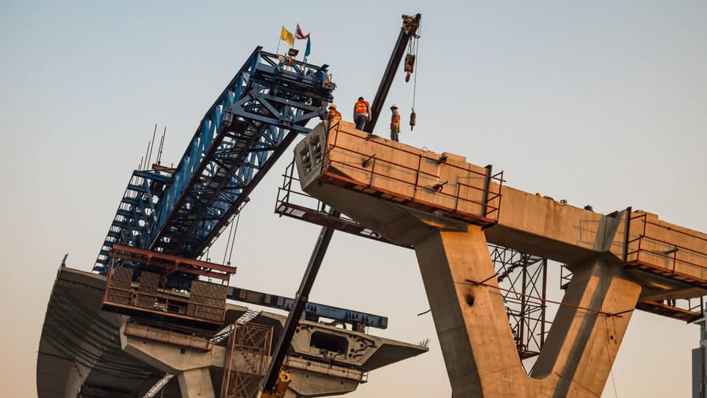 Aggressive Hydraulics has the knowledge and expertise to design, engineer & manufacture a wide array of custom civil infrastructure hydraulic cylinders.