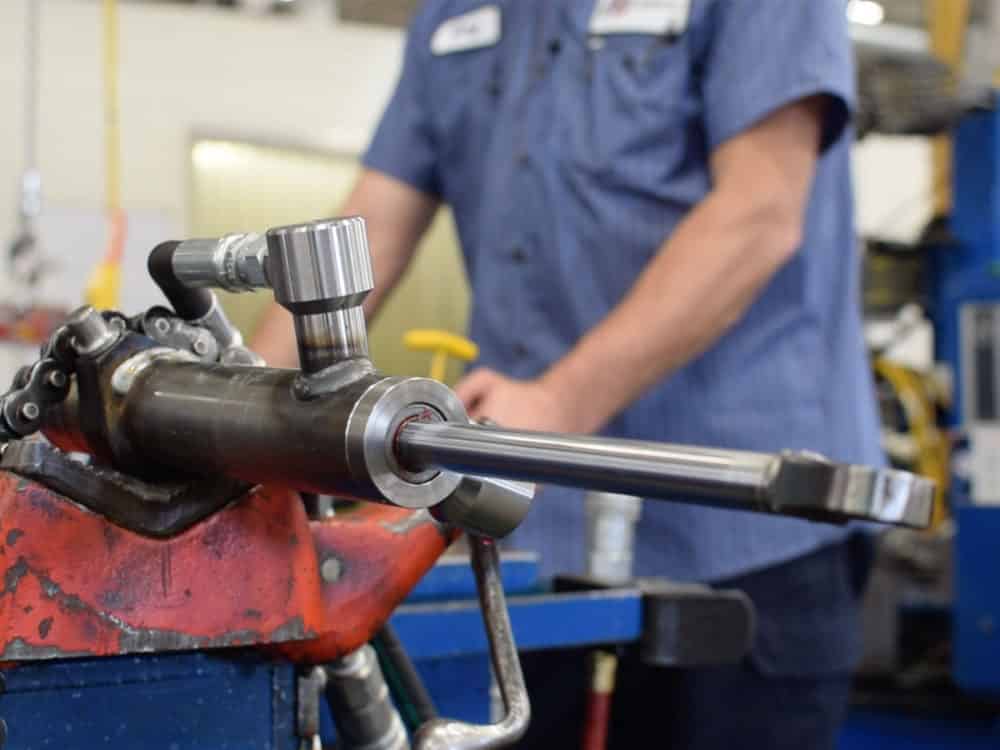 Cylinder Fluid Cleanliness Program Aggressive Hydraulics